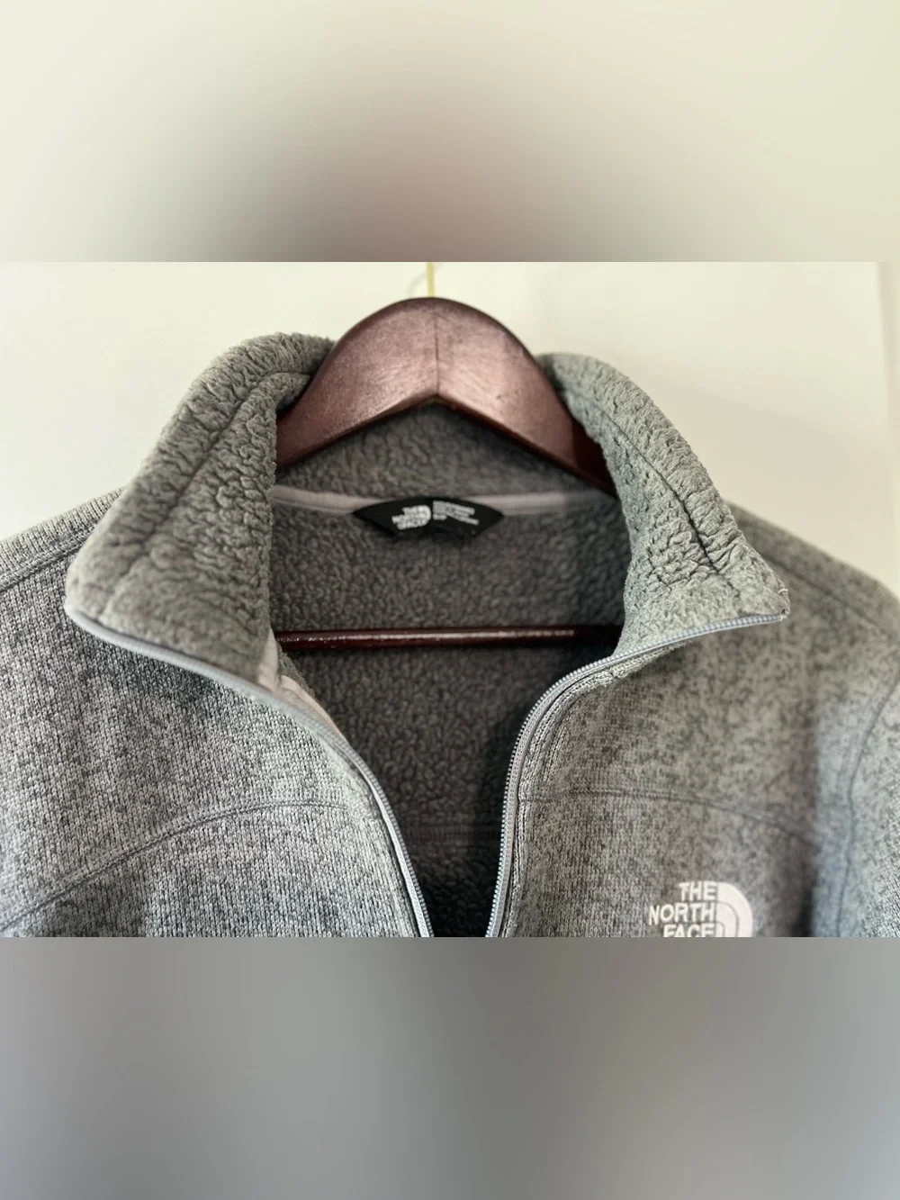 The North Face Gray Heather Grey Sweater Fleece Jacket Coat Full Zip Mens Small